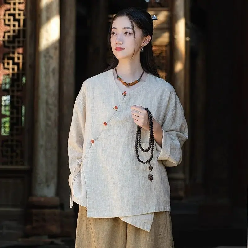Neue chinesische Damenbekleidung: Locker geschnittenes Retro-Hemd mit schrägem Kragen, literarischer Retro-Cardigan aus Baumwolle und Leinen, Zen-Tea-Jacke – Detail 23