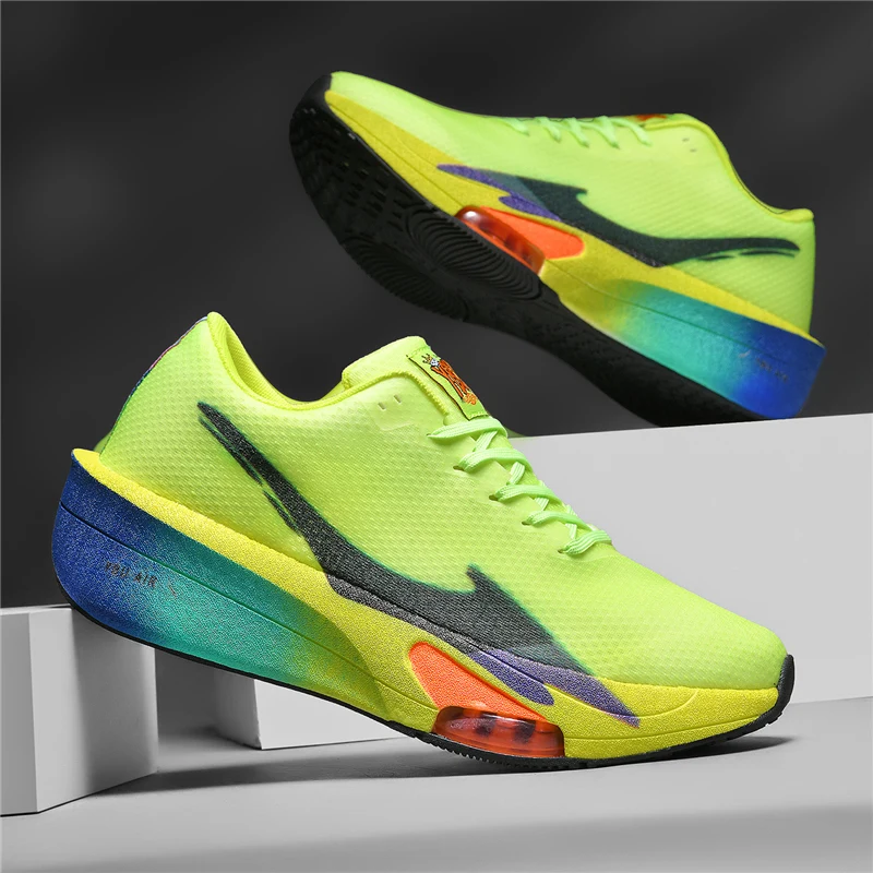 New Cool Running Shoes For Men Women Sport Shoes Women Soft Bottom Training Shoe Unisex Designer Athletic Shoes For Couples