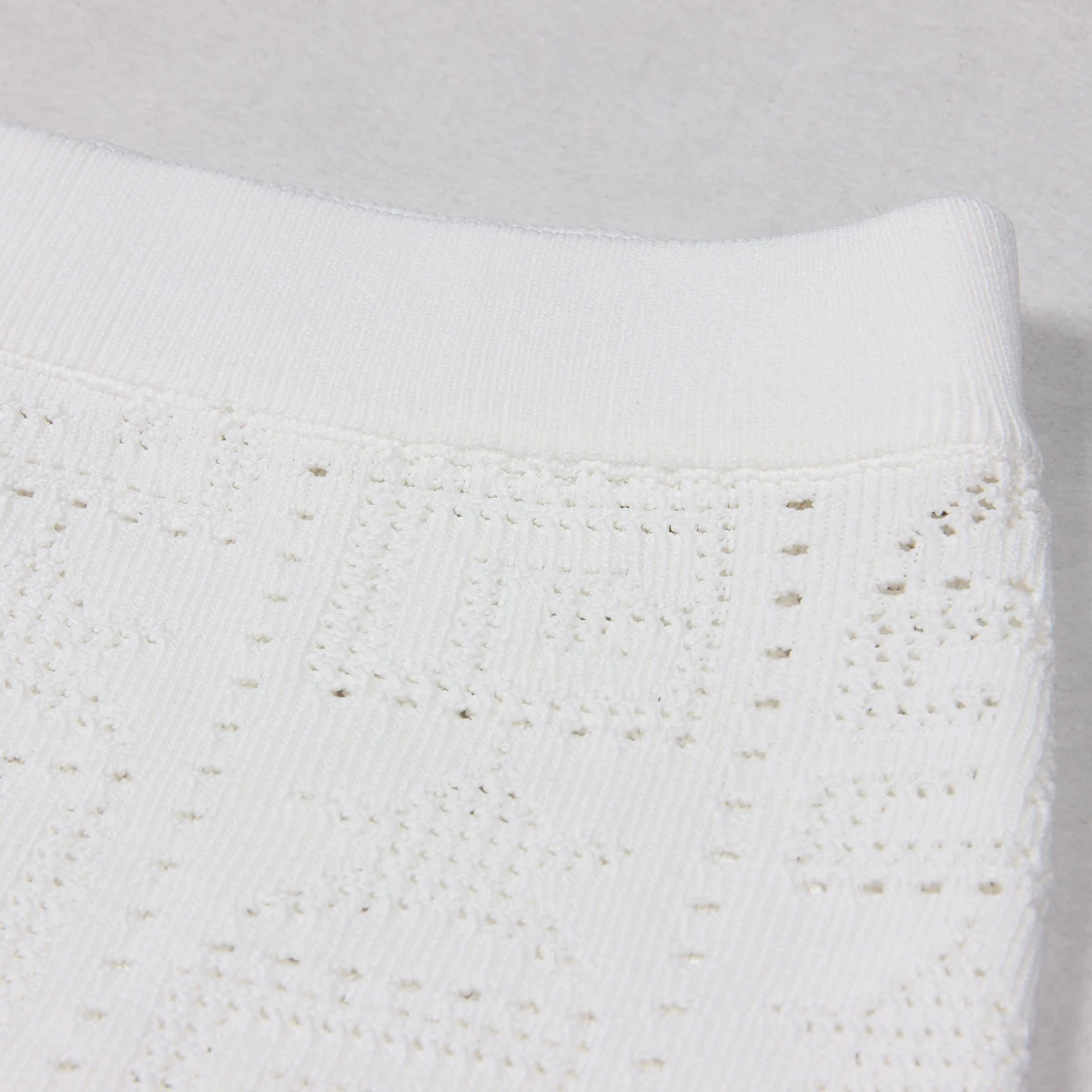 Spot Summer 2024 New Women's Classic Knitted Skirt Simple Internet Celebrity Popular Versatile Wool Skirt
