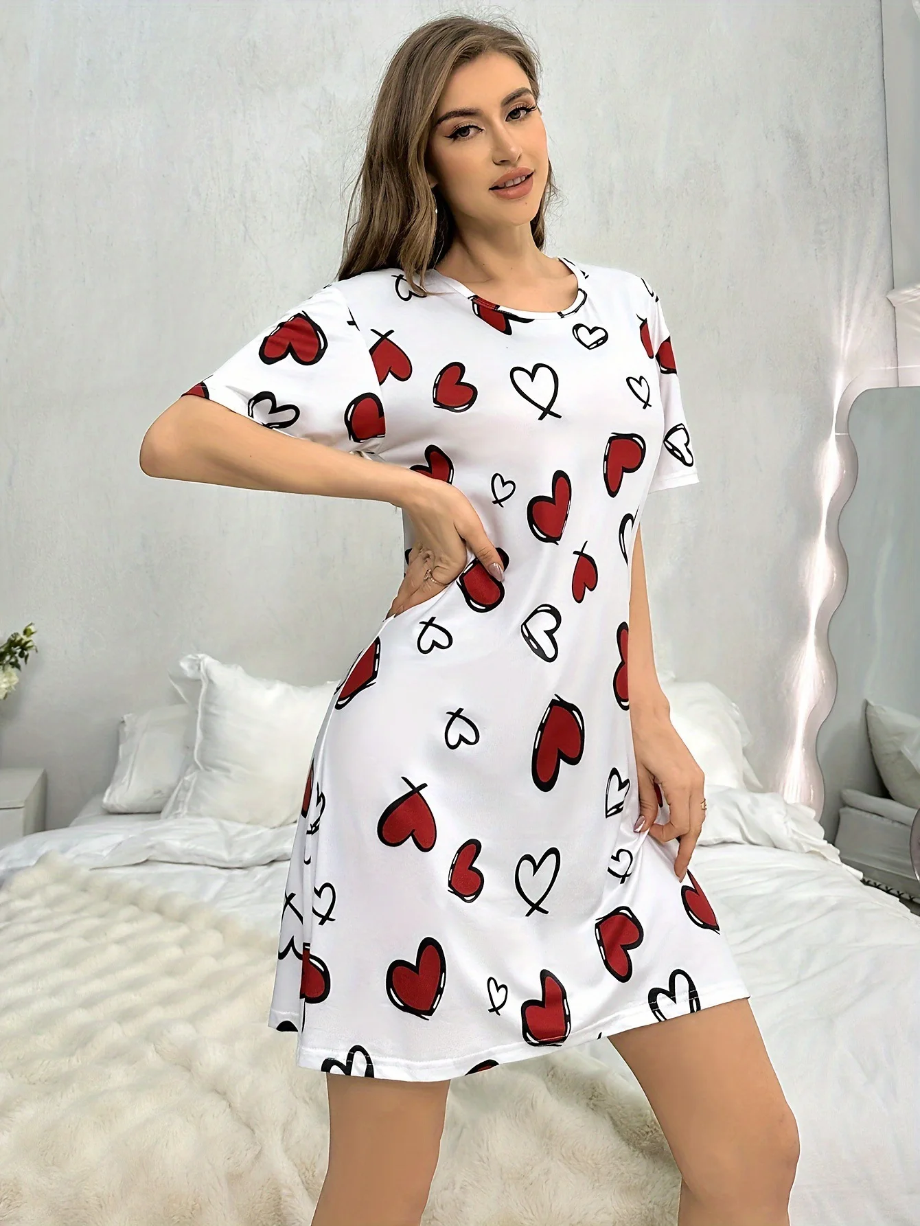 

Women's Summer Milk Silk Nightgown with White and Red Heart Print Casual and Comfortable Can Be Worn Outside Nightgown for Women