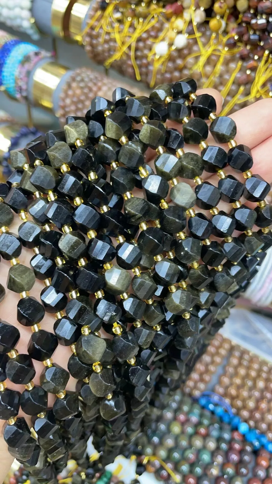 Gold Obsidian Twist Beads Cut face 10x10mm 8x8mm Length Dagree 39cm10m 31Grain 8m35Grain