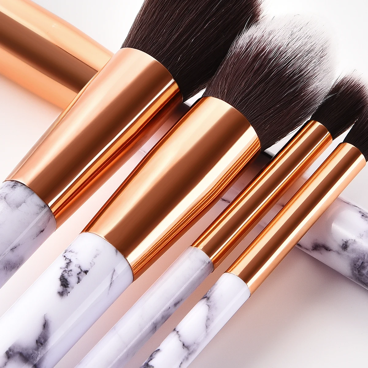 

10 pcs Makeup Set Premium Professional Women Blush Brush Blush Powder Cosmetics Brushes flawless Use