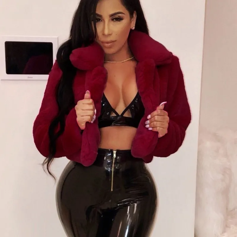 المرأة موضة فو الفراء المفتوحة غرزة التلبيب المحاصيل الستر النساء معاطف قصيرة الخريف الشتاء طويلة الأكمام الصلبة معطف دافئ لباس خارجي