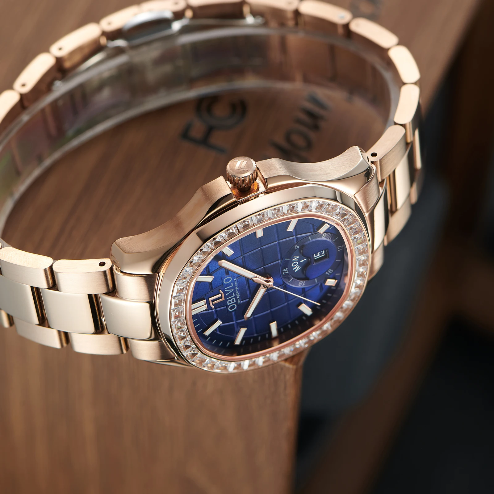 OBLVLO 럭셔리 디자인 로즈 골드 다이아몬드 베젤 자동 시계 남성용 Moonphase 방수 팔찌 시계 FM-SL-DD-D