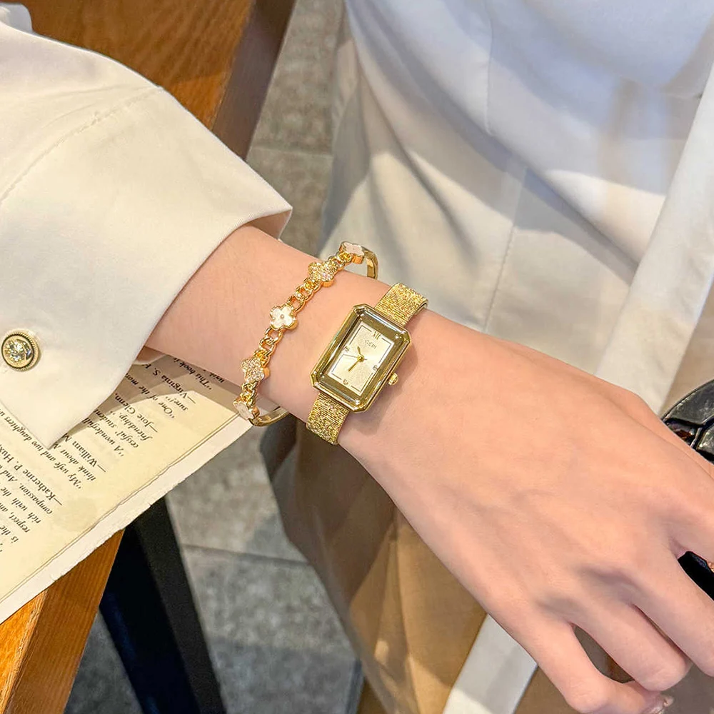 GEDI Gold Vintage Women's Watch Small Square Dial Ladies Daily Dress Quartz Wristwatch Retro Steel Strap Fashion Accessory Gift