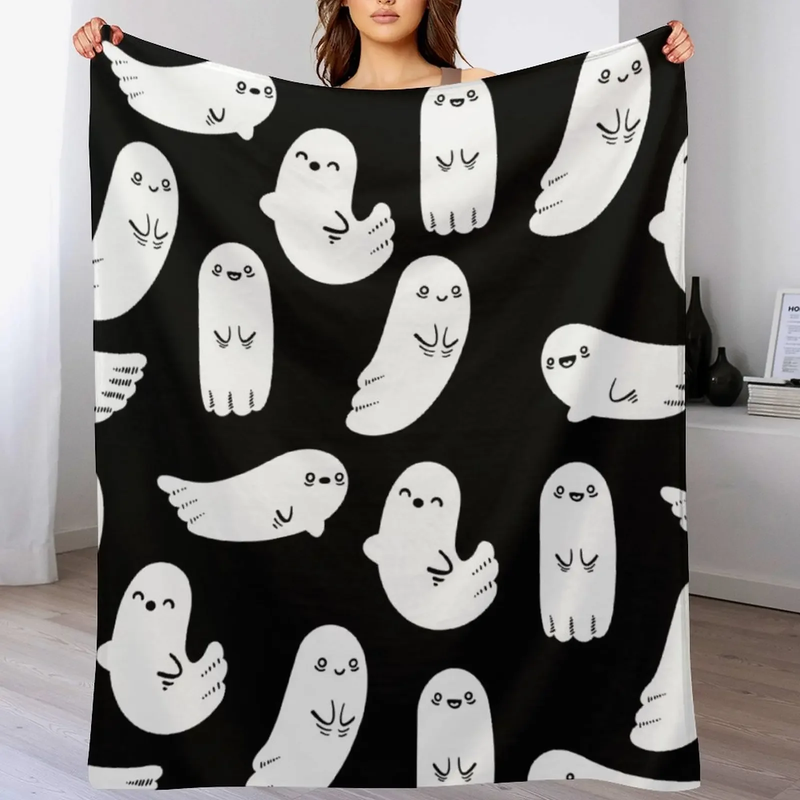 

Cute and Spooky Black and White Ghosts Throw Blanket Softest Hairy Decorative Sofas Blankets