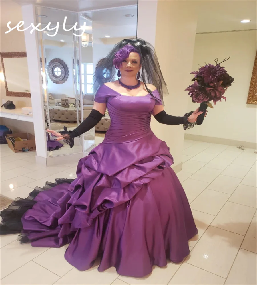 Gothic Purple Wedding Dresses 2024 Colored Aesthetic Victorian Bridal Gowns Ruffles Lace Up Wiccan Medieval Bride Customized