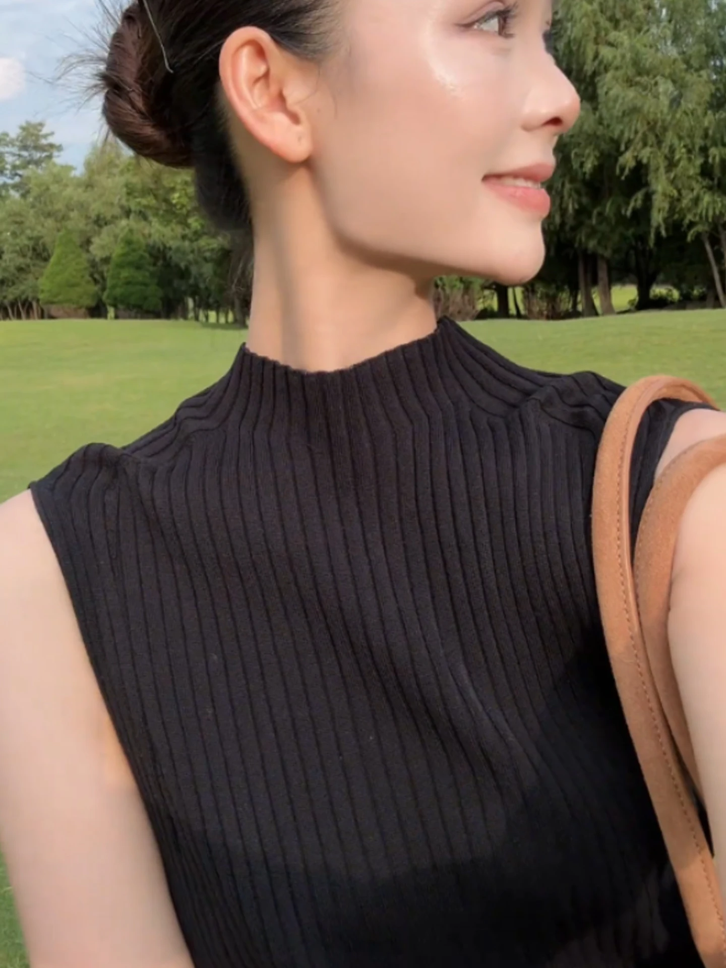 

Элегантный вязаный топ для женщин: летний, приталенный, уникальный, прямой крой, для офиса и повседневной носки