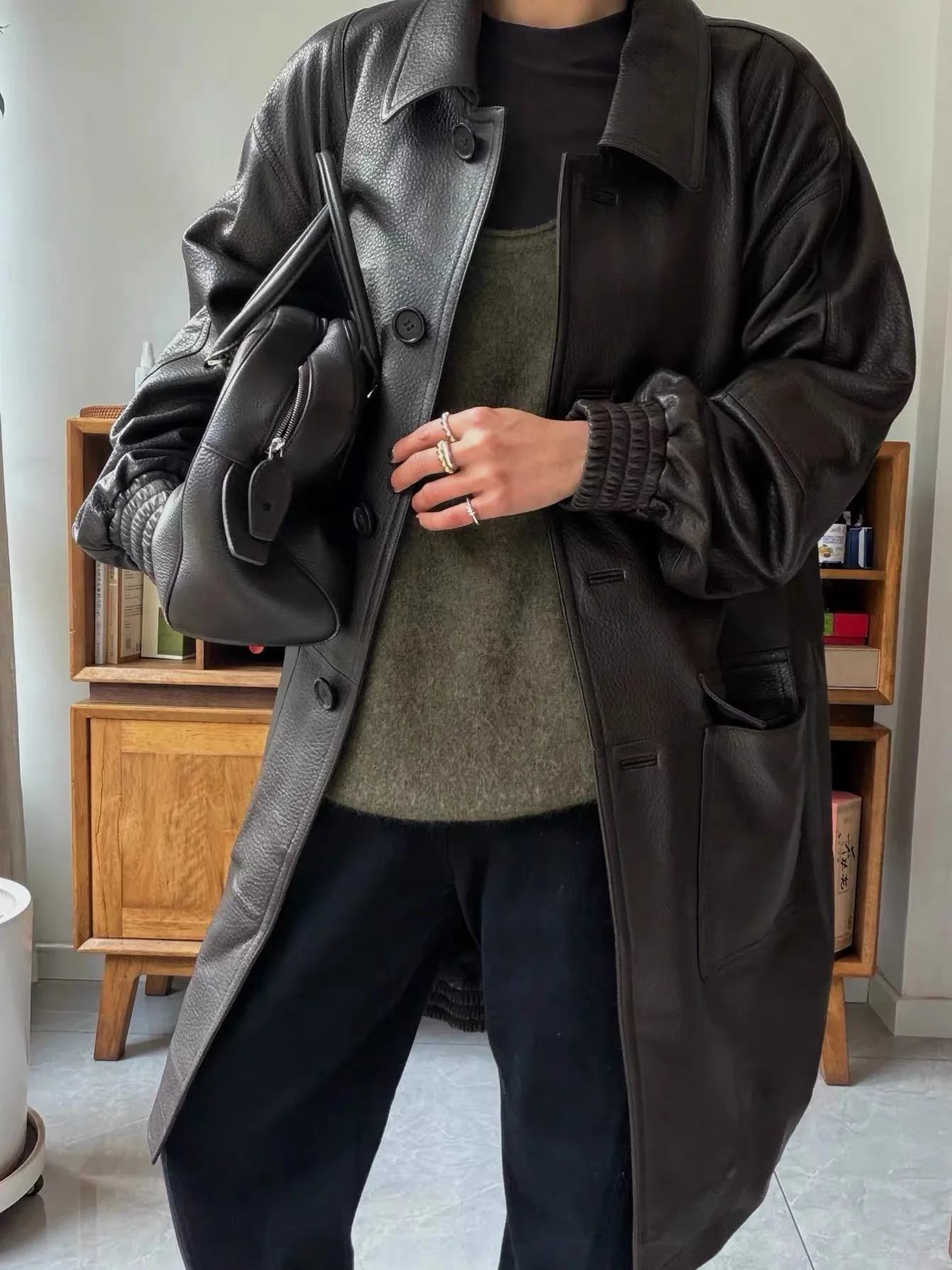 女性用高級シープスキンスーツジャケット、ロングオーバーサイズ、ニュートラル、シングルブレスト、ブラックジャケット、ダムストリート