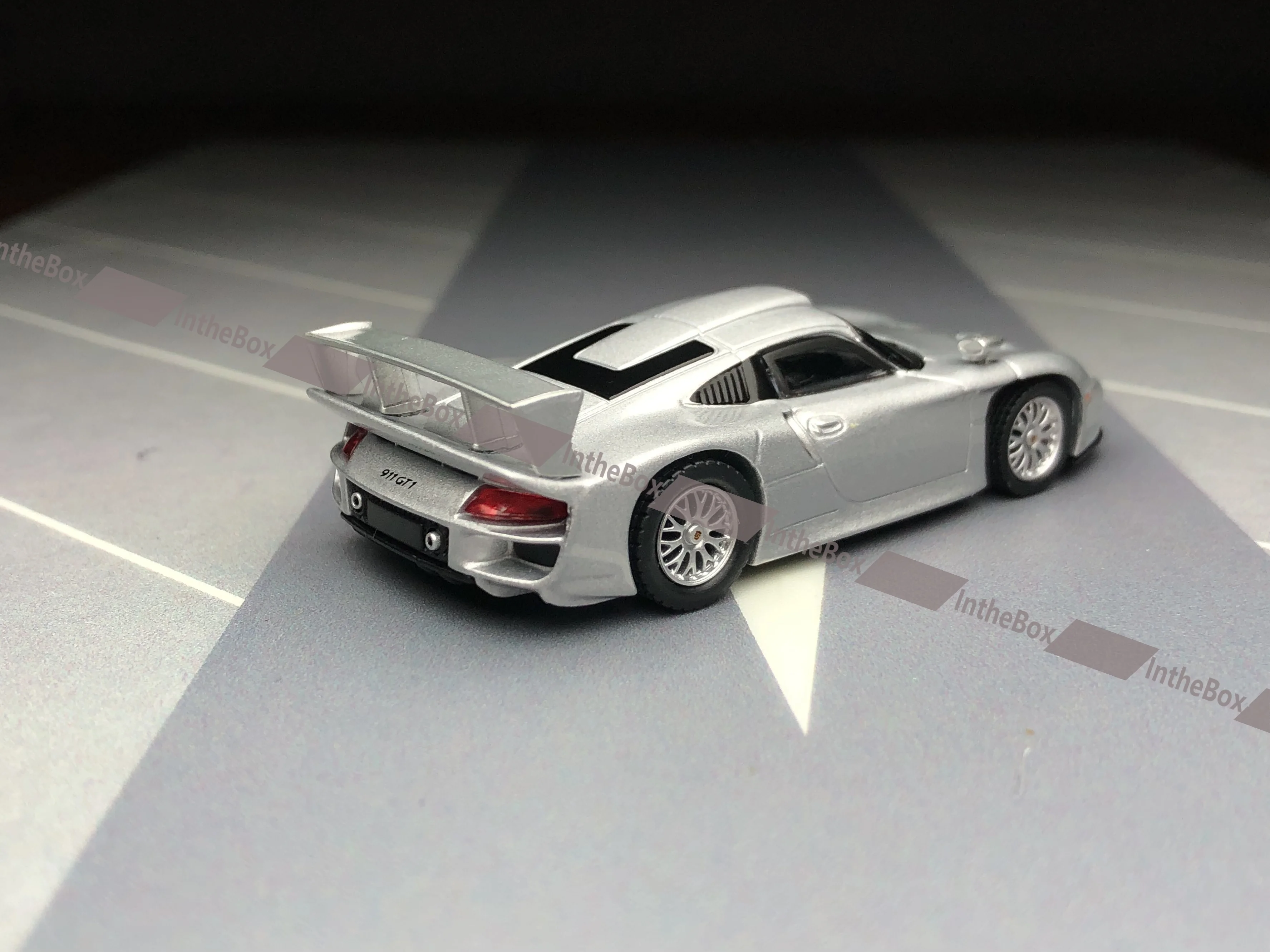 Sparky 1:64 911 GT1 EVO Model Diecast Metal Car Collection Limited Editon Hobby Toys