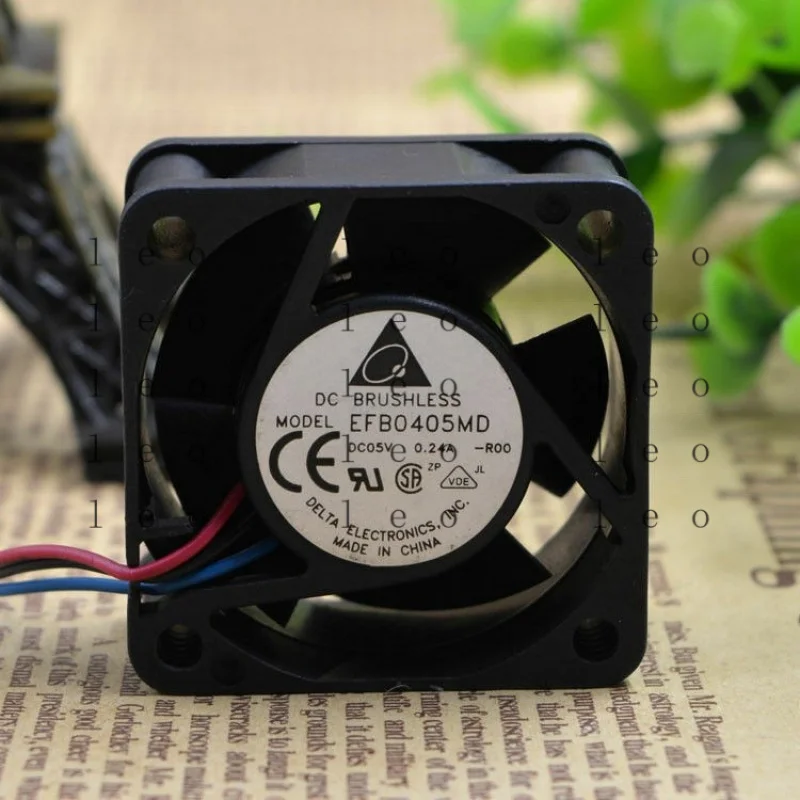 

EE The 4020 4cm EFB0405MD-ROO 5V 0.24A huaweiAR28-11 fan *cm