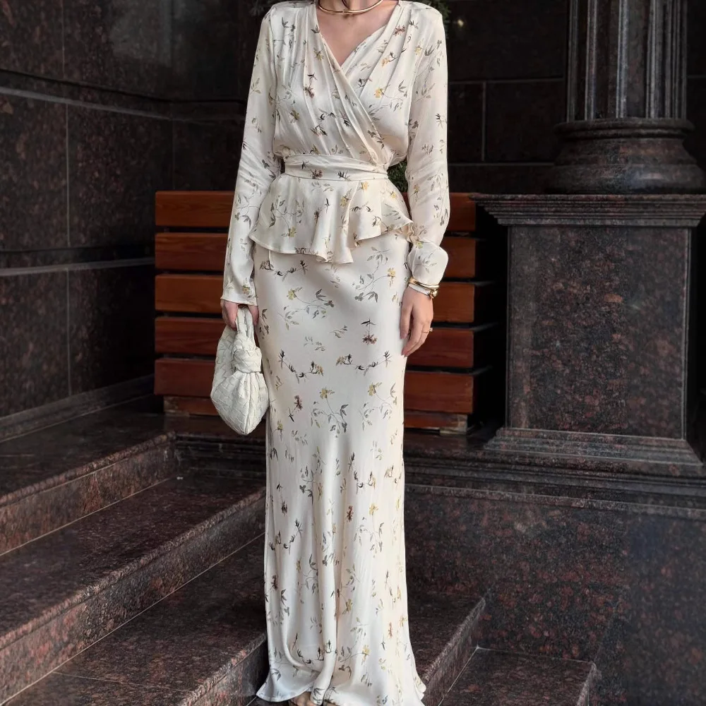 

ODM/OEM Custom Modest Style Muslim Women Fashion Set Sexy V-neck Top + Skirt Wholesale Print Blouse Long Skirt Suit