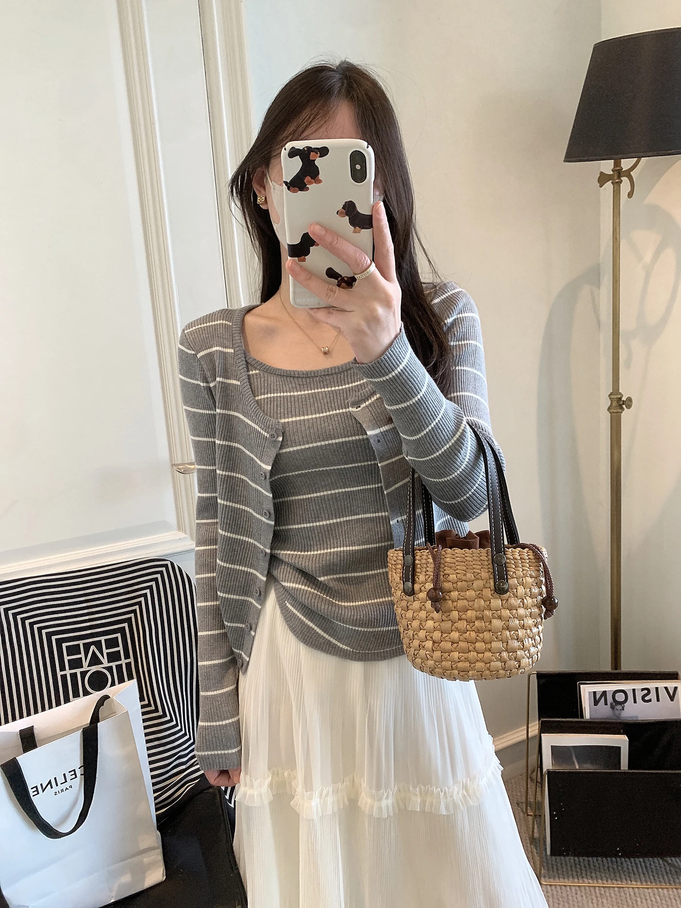 

Модная полосатая трикотажная кофта с длинным рукавом, женская, весна 2026, новая модель, корейский стиль, приталенная, с круглым вырезом, на пуговицах