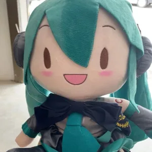 Echte Hatsune Miku Plüschpuppe, klassisches Kissenanime -Tiefsee, wunderschönes Fufi -Spielzeug, Cartoon -Ornamente für Mädchen, Kinderspielzeug 8 Hauptverkaufspuppe Miku -Puppe - №8