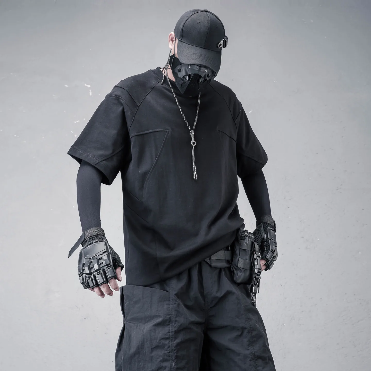 Dark Techwear Style Heavy Industry Split Deconstruction Stitching Half Sleeve T-shirt Pure Cotton Black, Short Men's  Top