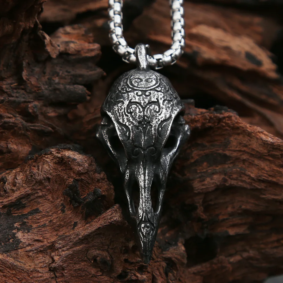 New Vintage Style Stainless Steel Viking Crow Skull Pendant Necklace For Men Fashion Unique Animal Necklaces Amulet Jewelry Gift