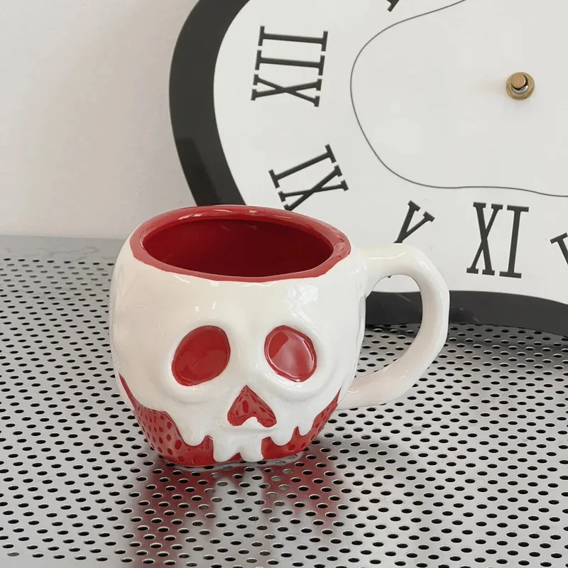 

Red Poisonous Apple Skull Mug Ceramic Cup Anime Cartoon Fruit Water Cup Large Capacity Creative High Beauty Halloween Gift