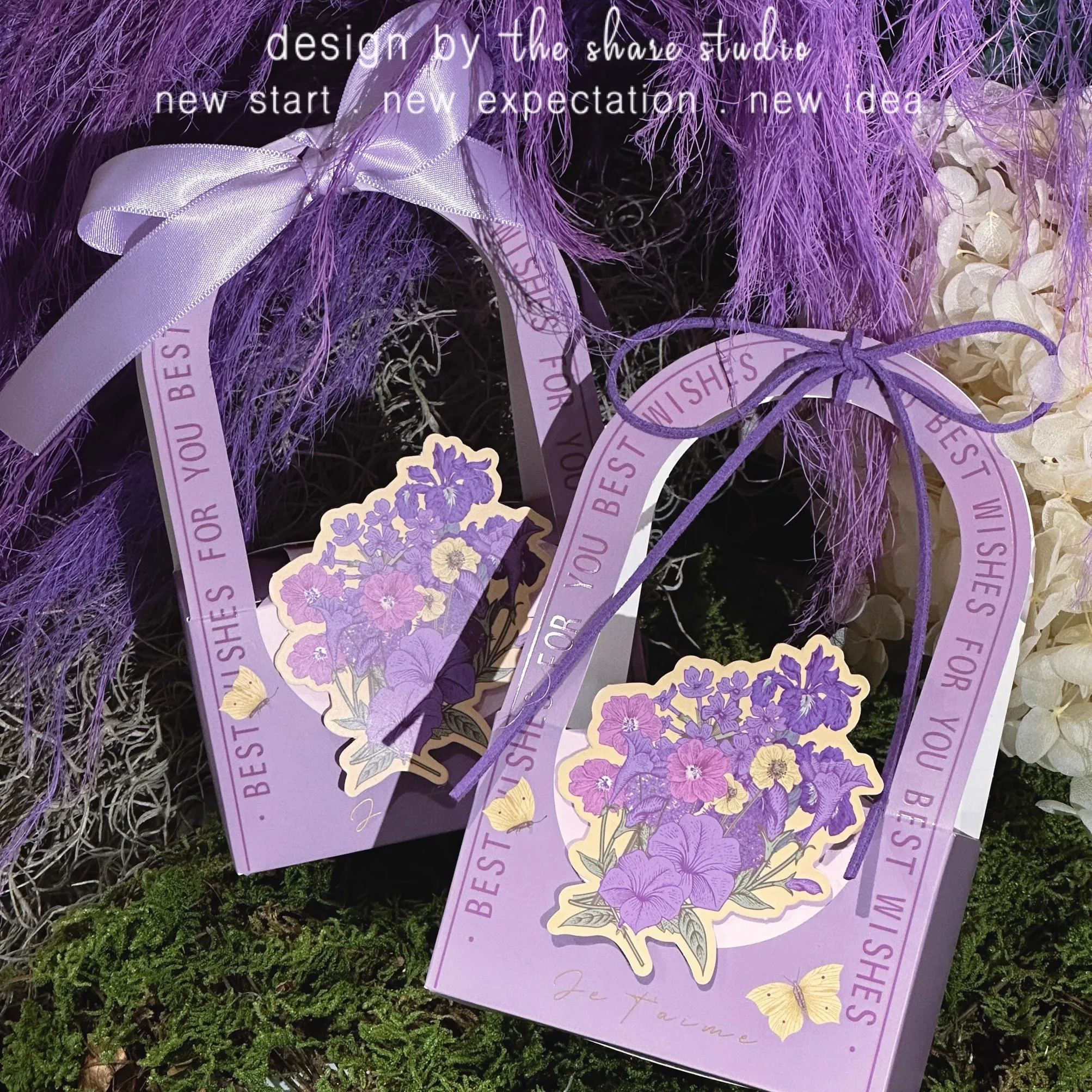 

20 Pcs/Lot New Creative Card Bouquet + Ribbon Portable Wedding Candy Box Wedding/Holiday Party Small Gift Packaging Paper Box