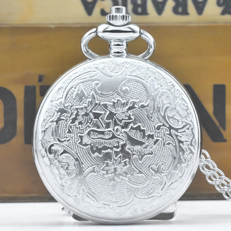 Vintage สีเงิน Steampunk Cutout แกะสลักควอตซ์นาฬิกาพ็อกเก็ตนาฬิกาสร้อยคอจี้นาฬิกาผู้ชายผู้หญิงของขวัญ