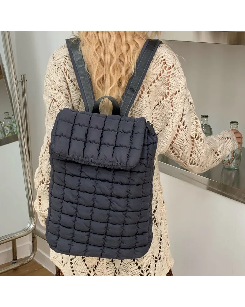 Fashion plaid pleated backpackEuropean and American cross-border fashion cloud bagnew large-capacity simple going out backpack