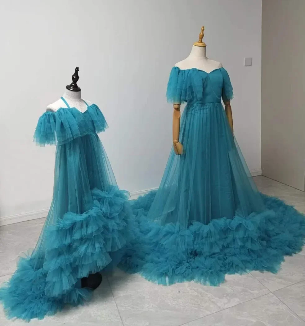 Blue Puffy Tulle Gown Mother and Daughter Matching Dresses Cap Sleeves Long Train Mommy and Me Family Look Photo Shoot Dress