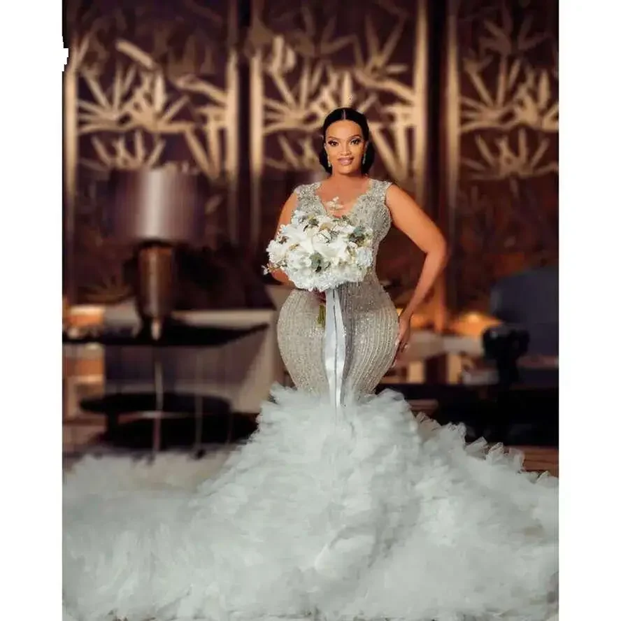 Customized Arabic Plus Size Ivory Mermaid Wedding Beaded Crystals Tiers Tulle Ruffle Bridal Gowns Dress