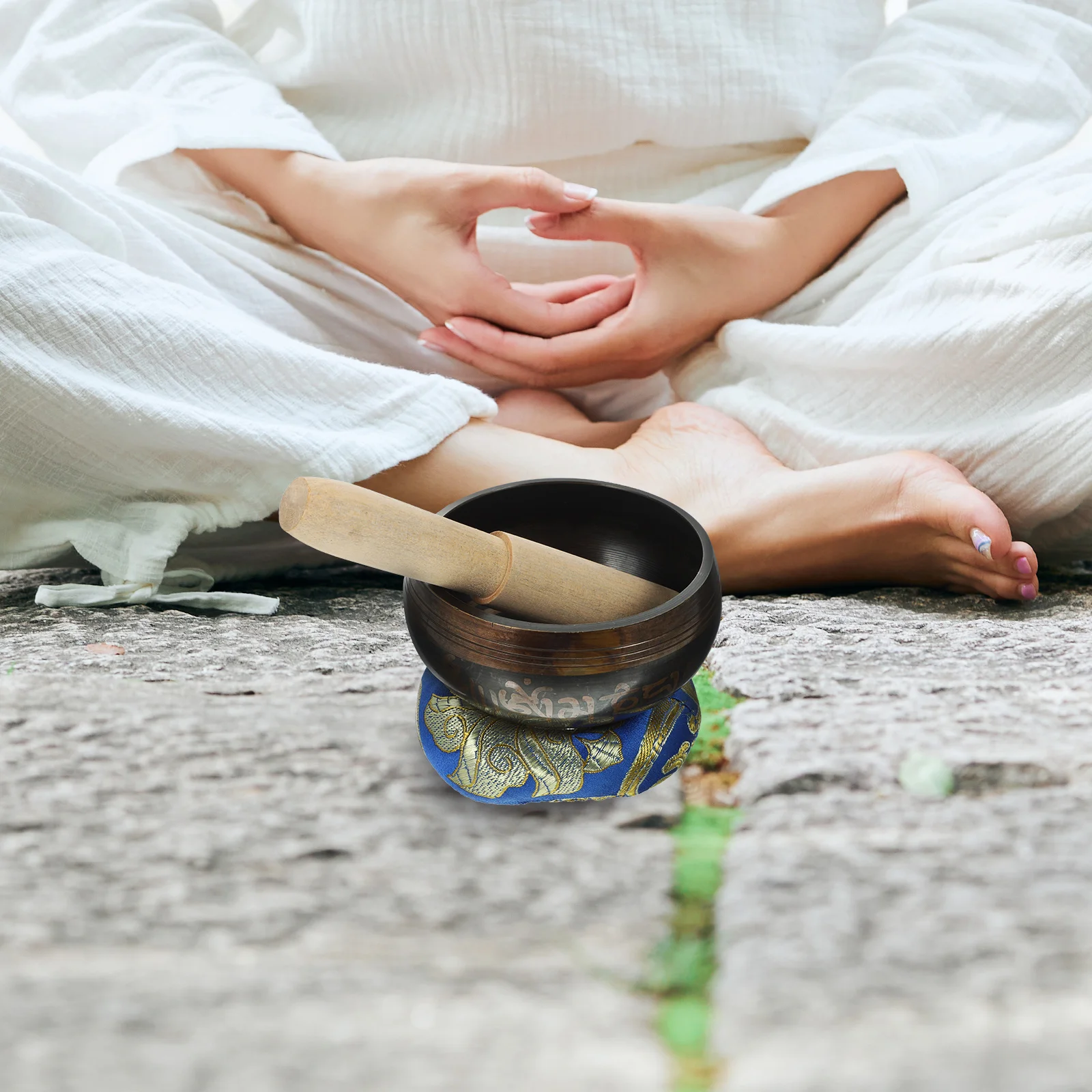

1Set Meditation Singing Bowl Copper Tibetan Sound Bowl Set Wood Rod Cotton Pad Portable Yoga Healing Relaxation