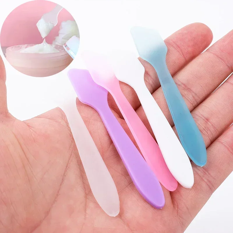 Multi-color Facial Mask Sticks Cosmetic Spatulas Plastic Face Mask Small Spoon Reuse DIY Face Skin Care Mask Mix  Make Up Tools