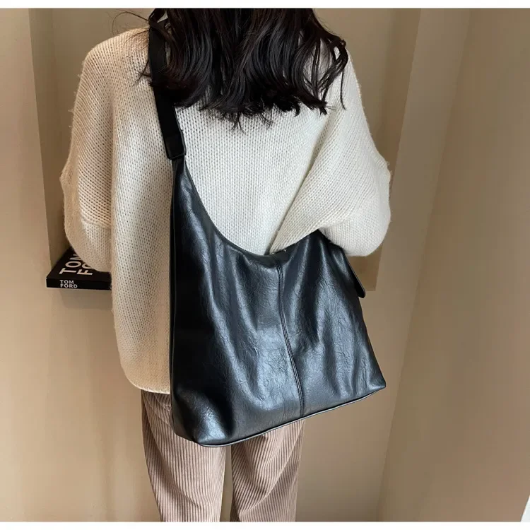 

Designer Bag Shoulder bag nylon tote bag underarm bag big capacity shopping bag Women handbag lady flap long handle