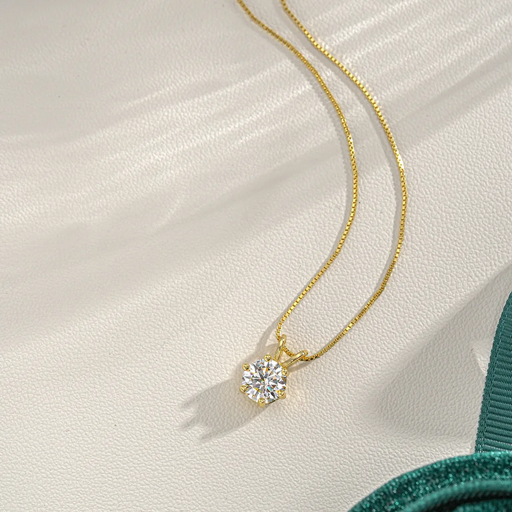 18K Gold Necklace Women's Versatile Necklace D Color Moissanite Necklace Square Package Round Package Platinum PT950 Pendant