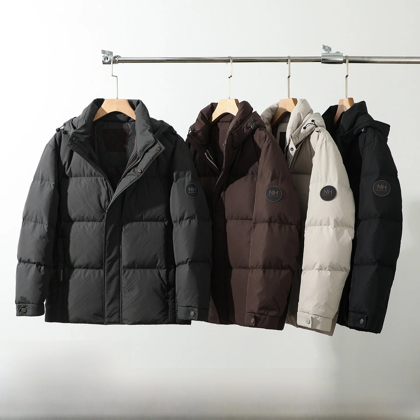

Men's Winter Thiened Du down Jaet Hooded Warm Casual Sle Polyester Fabric Long Sve Zipper Closure Coat for Daily Use