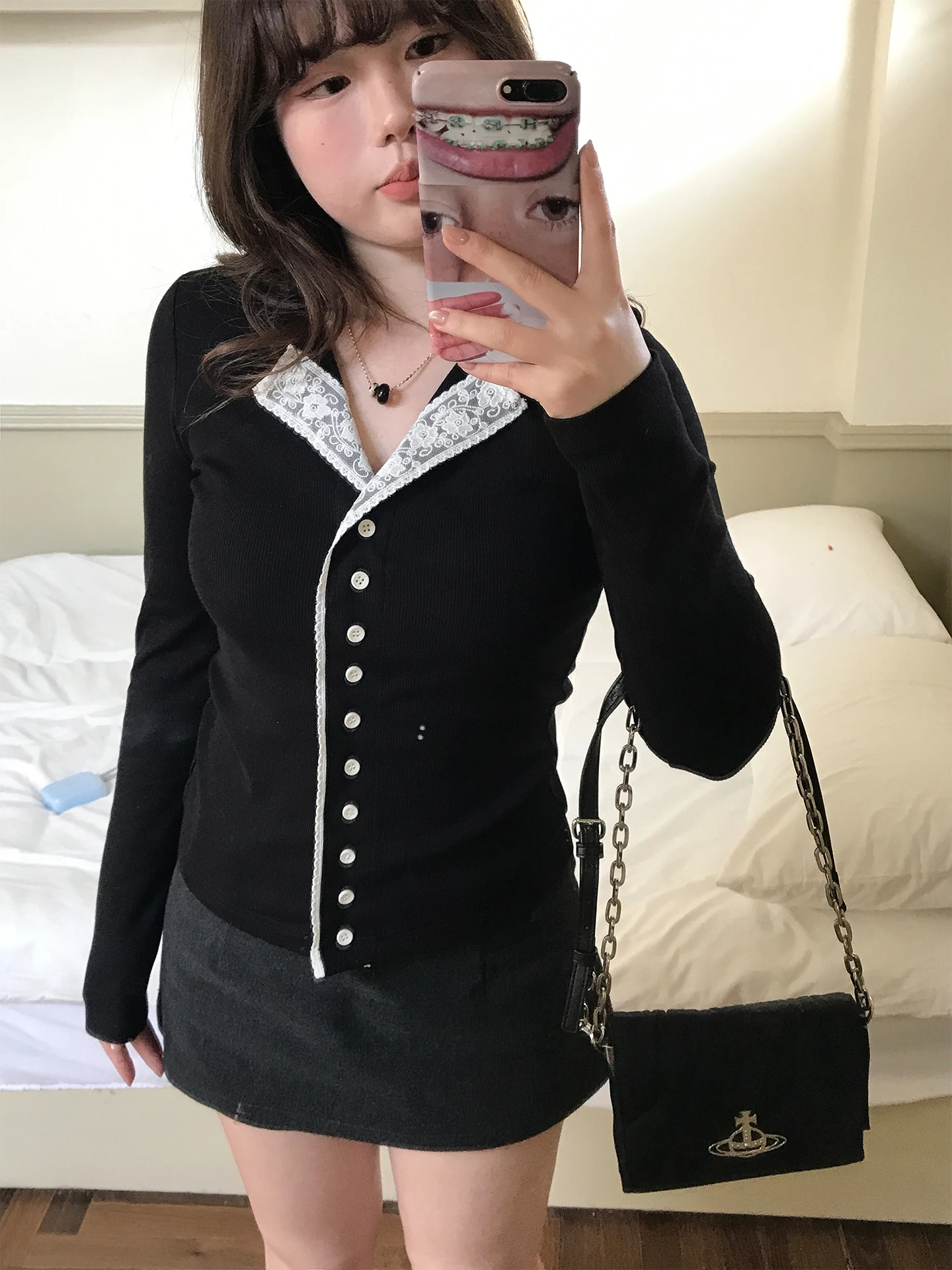 

Романтический трикотажный топ с кружевными вставками и овальным вырезом, длинный рукав, осенне-зимняя коллекция, женская футболка для ношения под одеждой