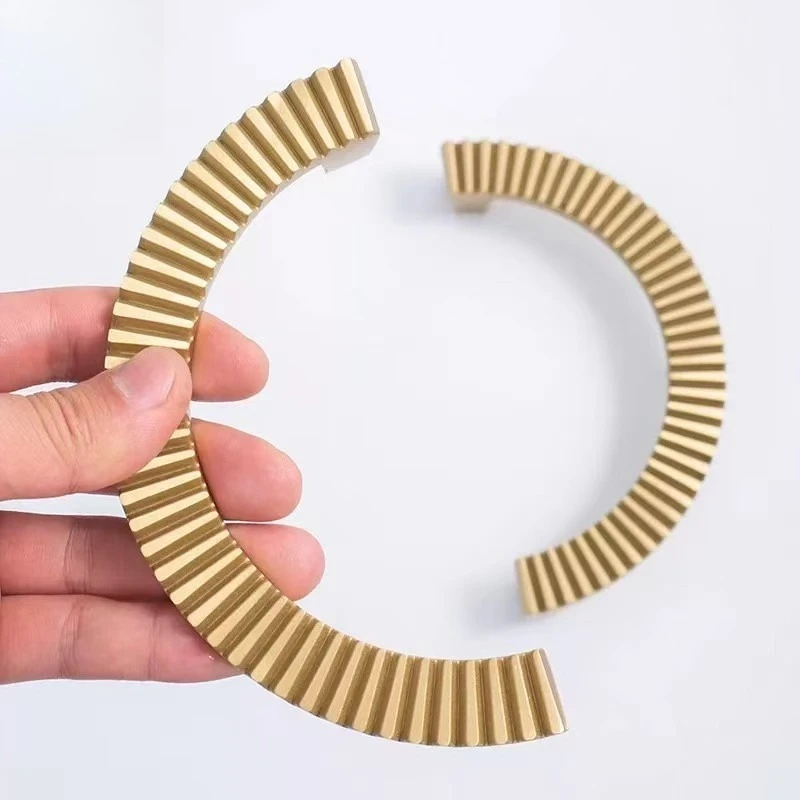 

Brass Striped Wardrobe Door Ring Handle, High-end Pair Semi-circular Double-hole Handle