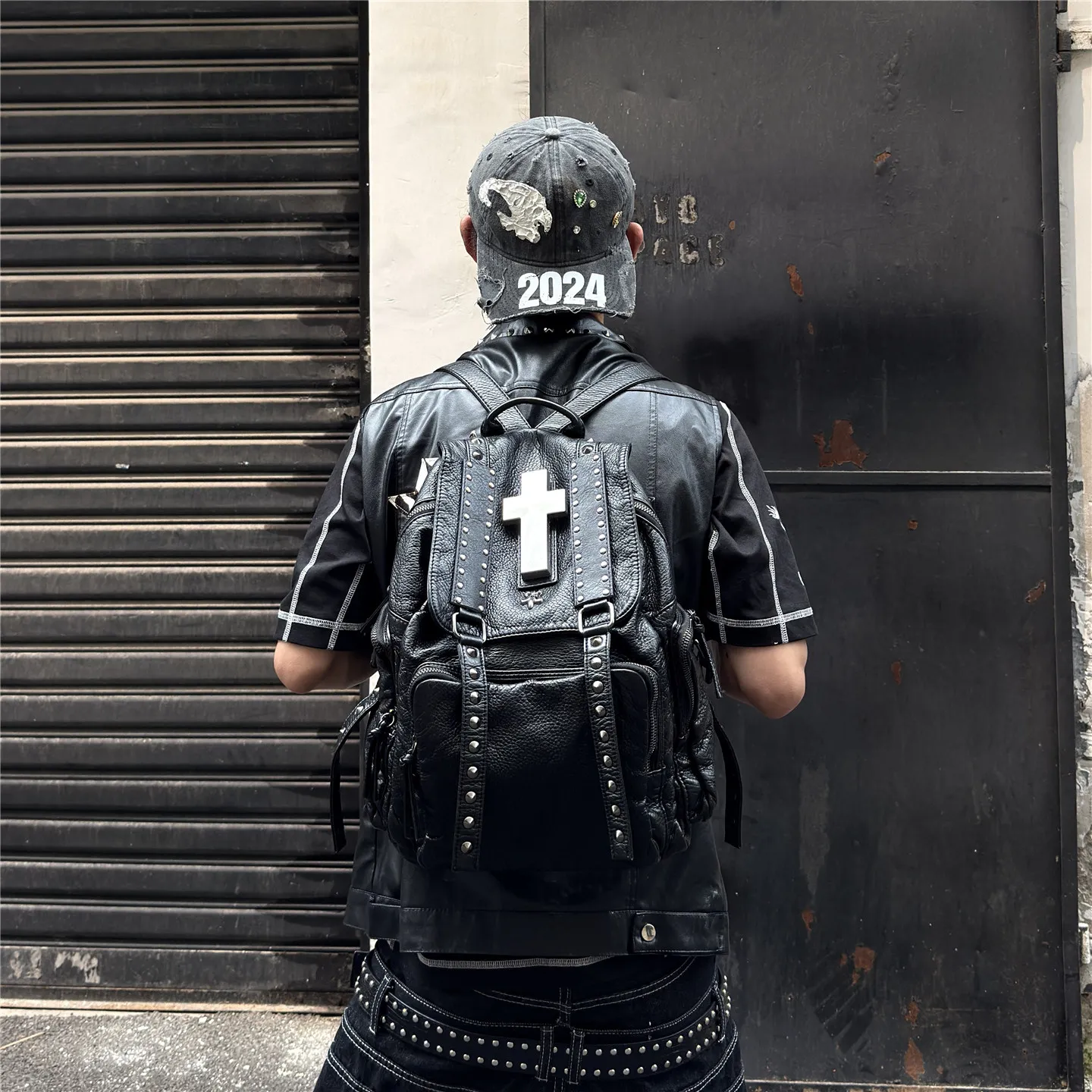 Y2K Black Punk Large Capacity Backpack Subculture Cross Locomotive Commuter Classic Backpack