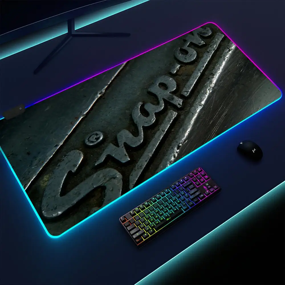 

Snap O-On Loogs Mouse Pad Gaming mat, LED lighted, non-slip base, waterproof, large deskpad, soft surface