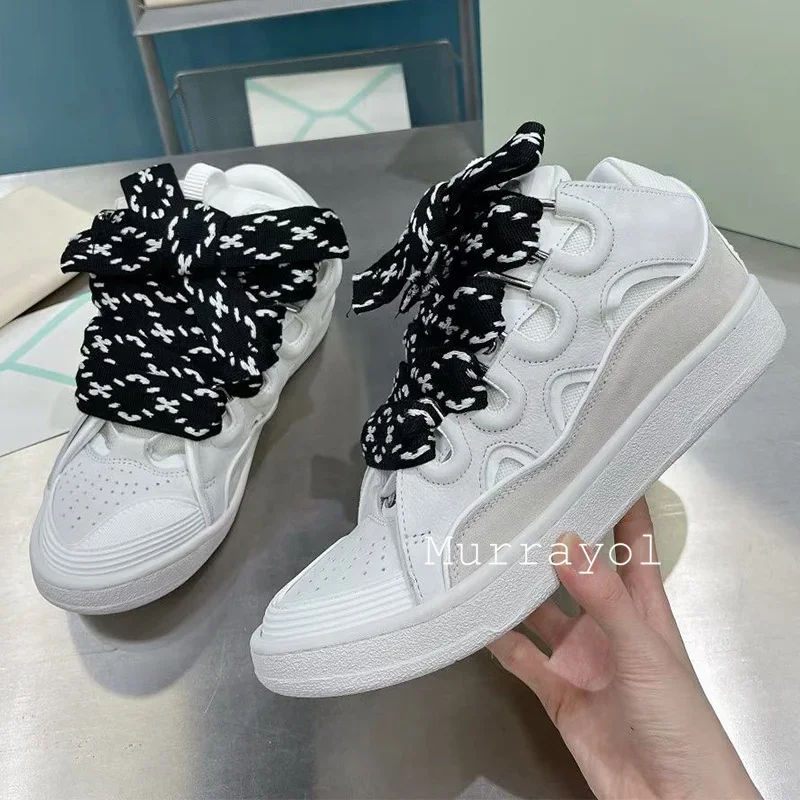 جلد طبيعي الربط سميكة القاع حذاء مسطح الدانتيل يصل اللسان الكبير حذاء كاجوال أربعة مواسم حذاء رياضة للجنسين أحذية المشي