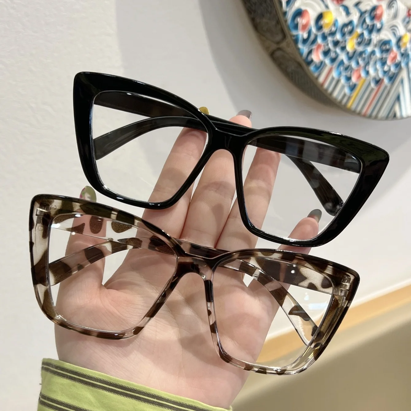 2 Stück Damen-Brillen, schlicht, quadratisch, großer Rahmen, lässig, einfach, transparent, Persönlichkeit, vielseitig, schlankmachend, Geschenk, geeignet für den Alltag