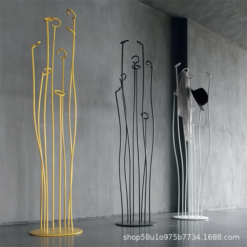 Italian simple vertical villa model room living room bedroom modern metal art hanger