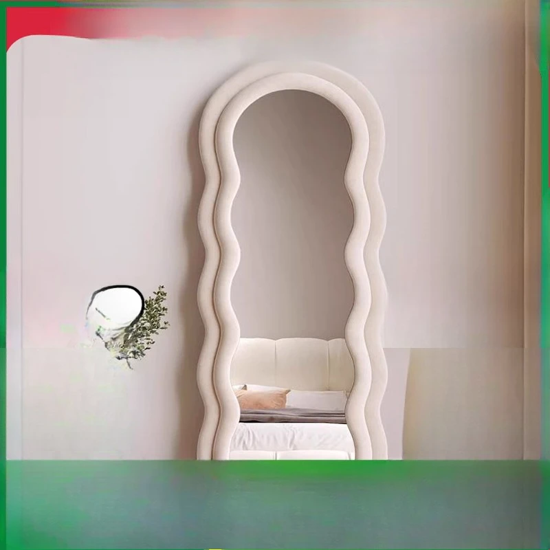 

Зеркало в полный рост, зеркало от пола до потолка, роскошное зеркало нестандартной формы в виде волны.