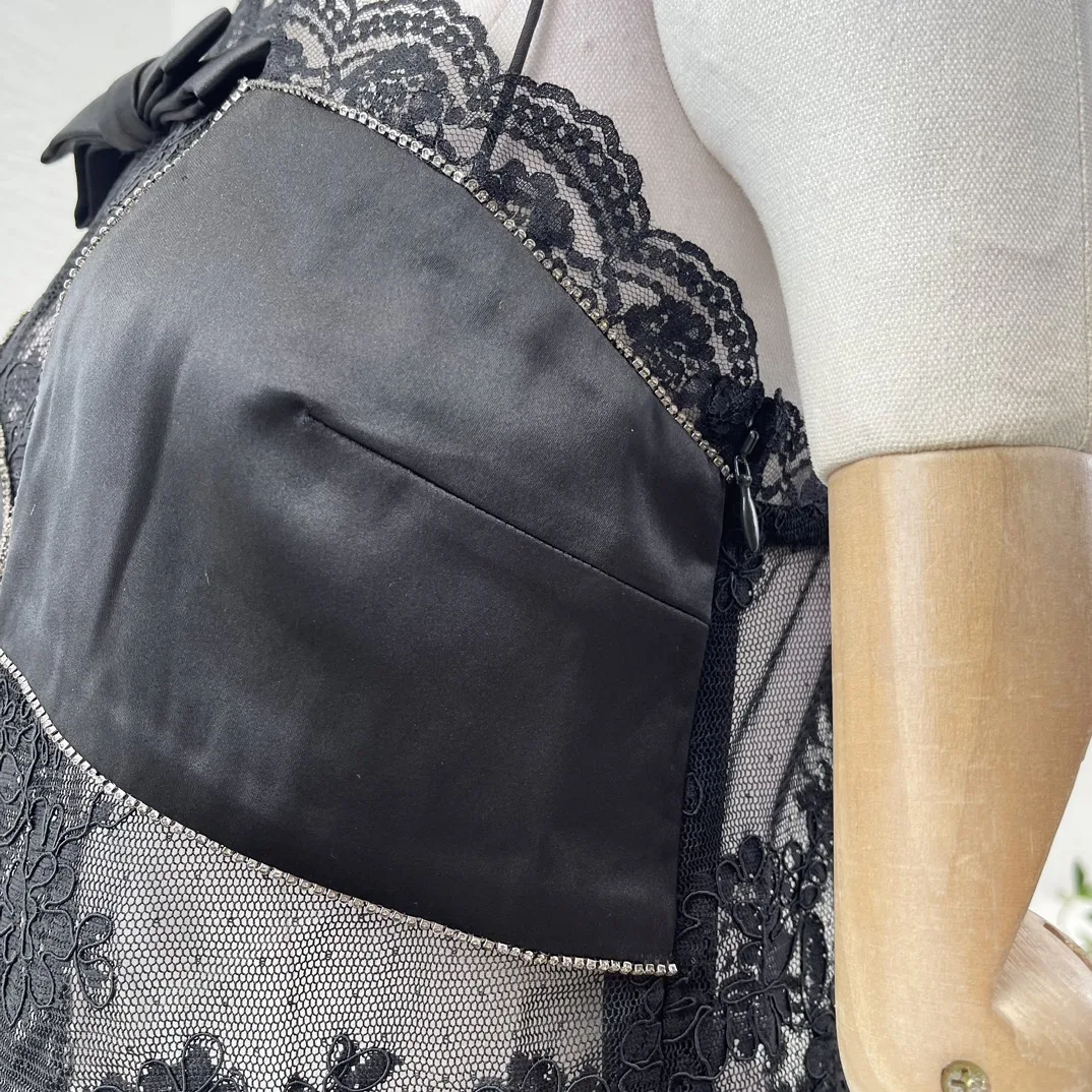 

Женская блузка Astyle, топы для пляжа, 2025 г., черная сексуальная элегантная кружевная блузка без рукавов с лямкой на шее, высокое качество, новая весенняя мода