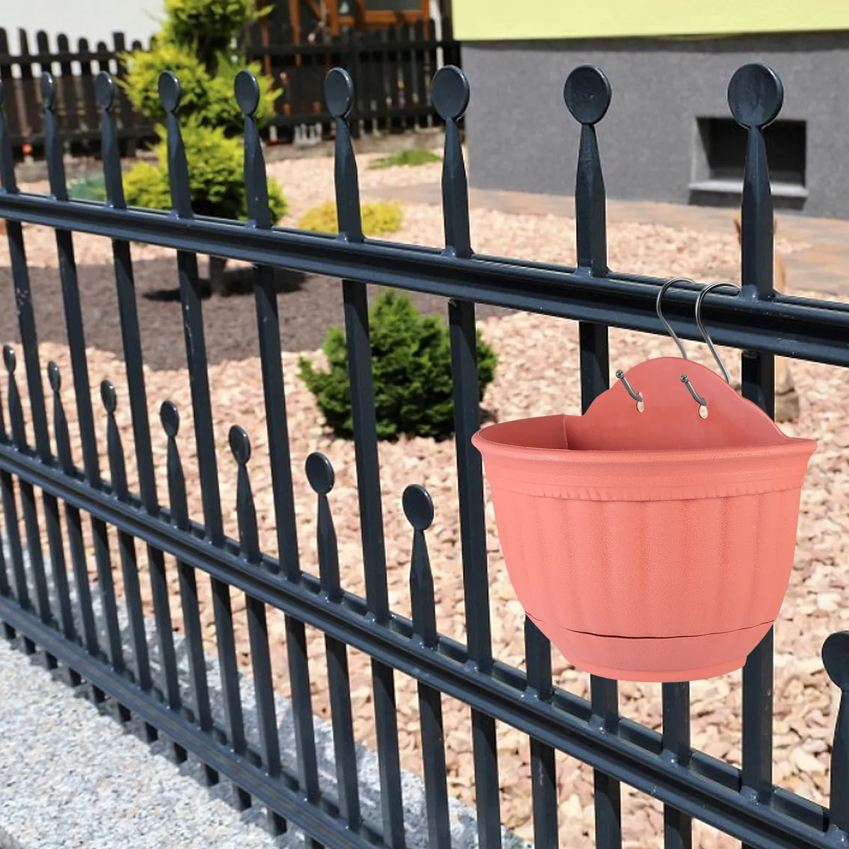 

Hanging Flower Pot with Imitation Semi-Circular Wall Mounted Planter for Home Office Garden Decor Non-Slip Base