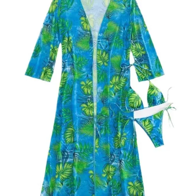 Letni zestaw bikini damski 2025, seksowny, sznurowany, z rozcięciem, modny, wielokolorowy, z nadrukiem, z włóczki, koszula zakrywająca, trzyczęściowy strój kąpielowy.