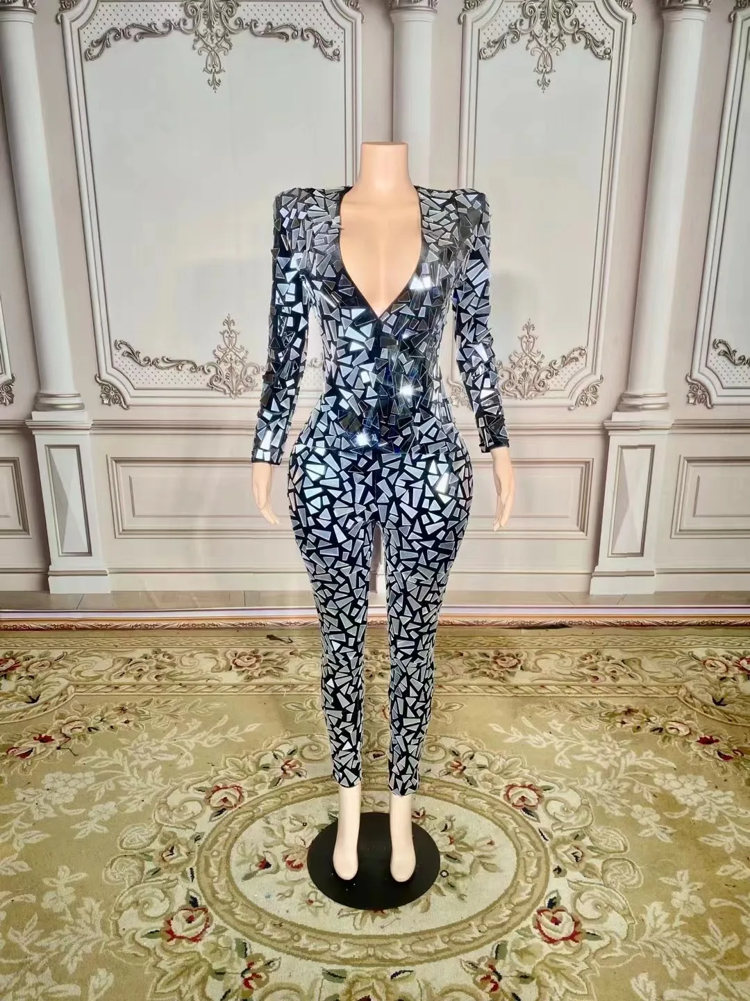 

Sparkly Mirror Surface Sequined Ladies Long Sleeve Sexy Deep V-Neck Jumpsuit Evening Party Nightclub Singer Show Stage Costume