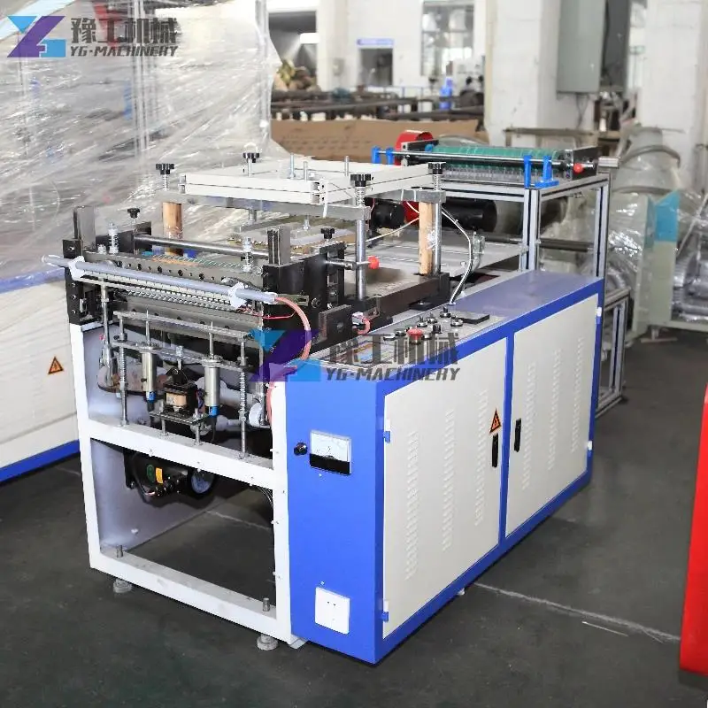 China Full Automatic Plastic Long Sleeve Disposable Glove Manufacturers Machine Malaysia