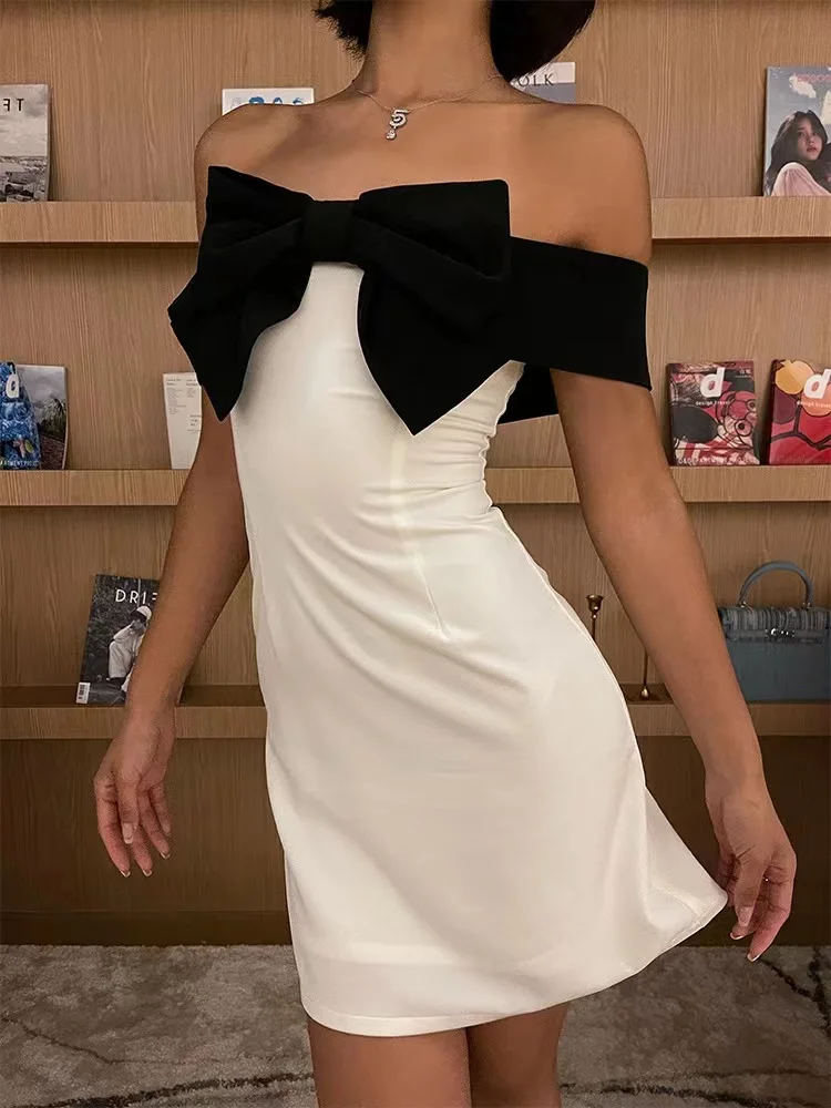 Robe courte taille haute sans bretelles pour femmes, robe de club sexy, robe de Rhéducative, nœud noir, blanc, mince, nouvelle collection, été, 2023