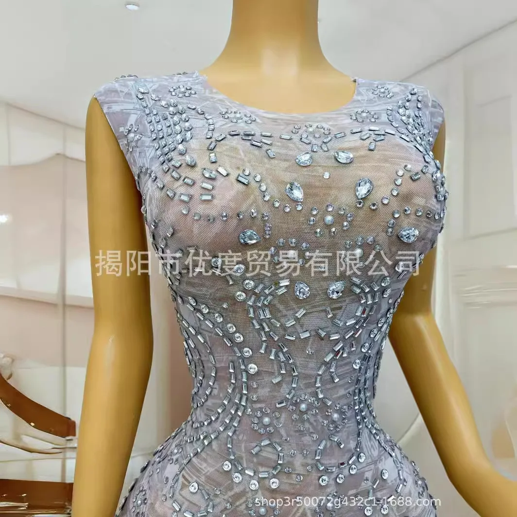 2026 Shiny Rhinestones Front Split Sleeveless Perspective Glam Birthday Party Night Long Dress Performance Long Dress Seedlings