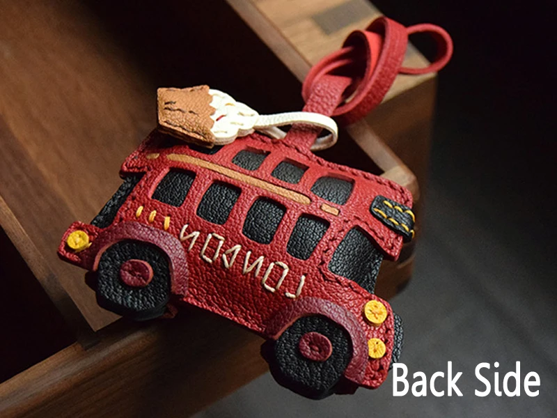 Handgefertigter Londoner Bus-Schlüsselanhänger aus Leder, süßer Bus-Schlüsselanhänger, Taschenanhänger – Detail 2