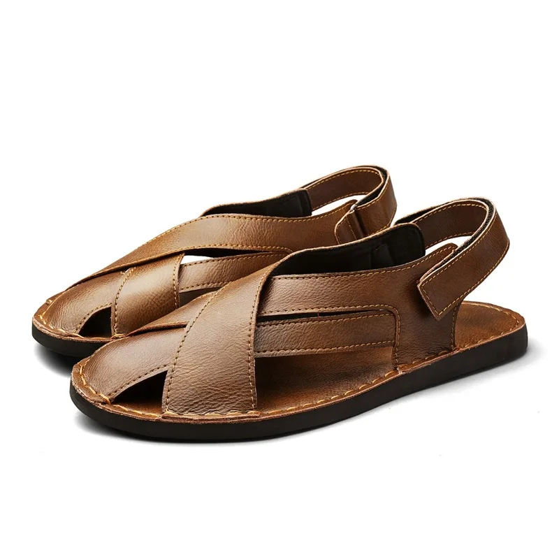 

Fashionable Men's Outdoor Versatile Soft Soled Sandals Hand Sewn Summer New Mens Comfortable Anti Slip Beach Shoes with Toe Caps