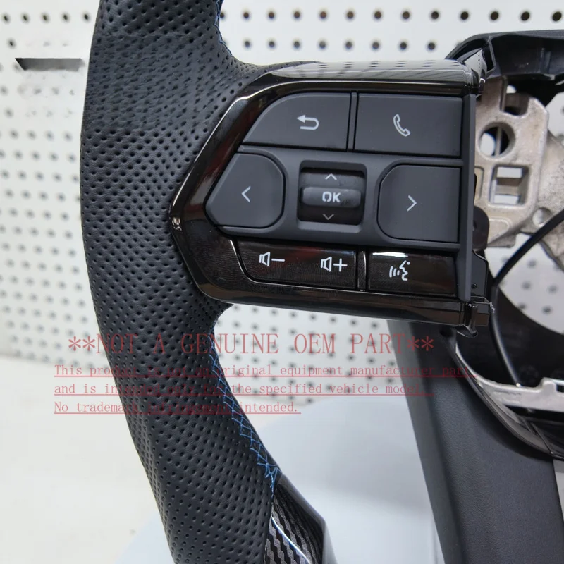 For Toyota Sports Custom High Quality Leather Water Transfer Printing Carbon Fiber Steering Wheel LC300 Fortuner Camry LC250