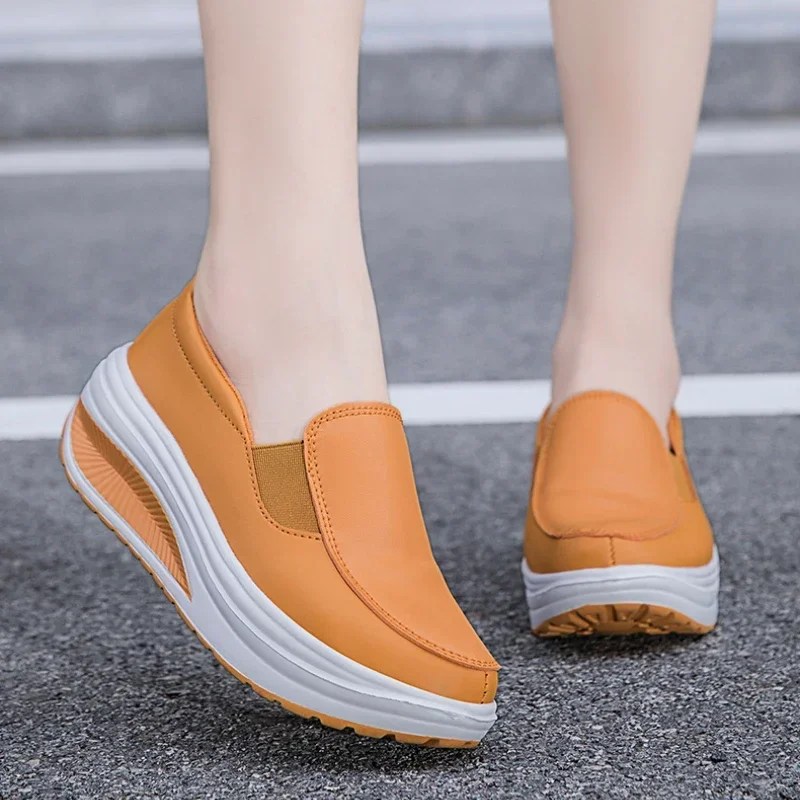 

Spring Genuine Leather Soft Outsole Work Shoes Female Black Swing Shoes Woman Plus Size Wedges Single Shoes Zapatillas